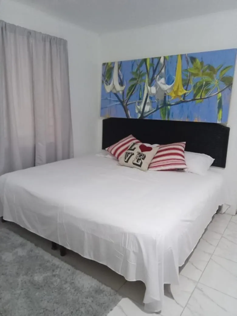 Modern Home In Ocho Rios With Wi-Fi And Netflix 0*,